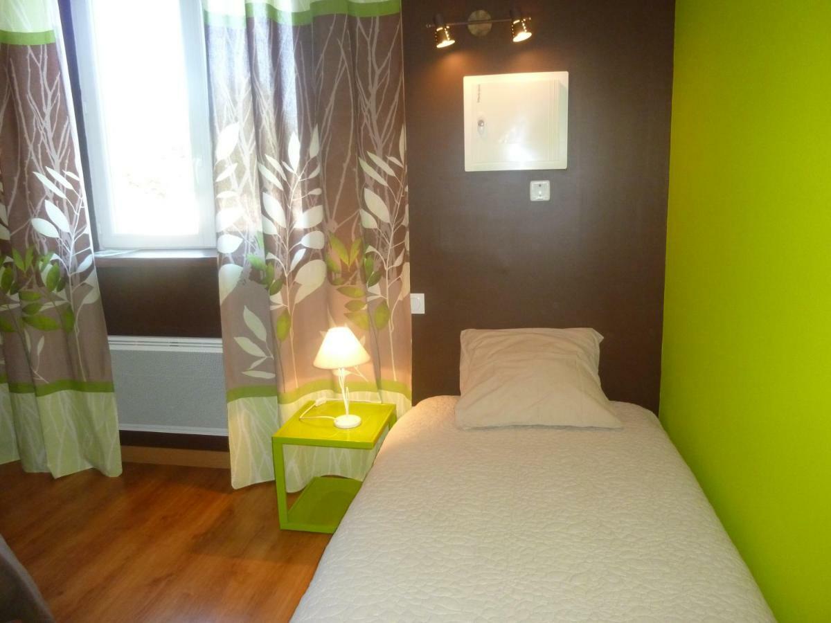 Les Glycines Bed & Breakfast Cheyssieu Ruang foto